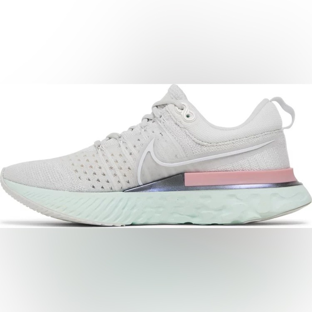 Nike React Infinity Run Flyknit 2 'Platinum Tint' - Picture 4 of 6